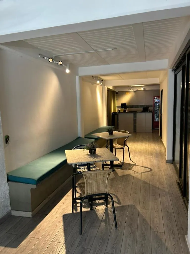 Hotel 79 Poblado Μεντεγίν